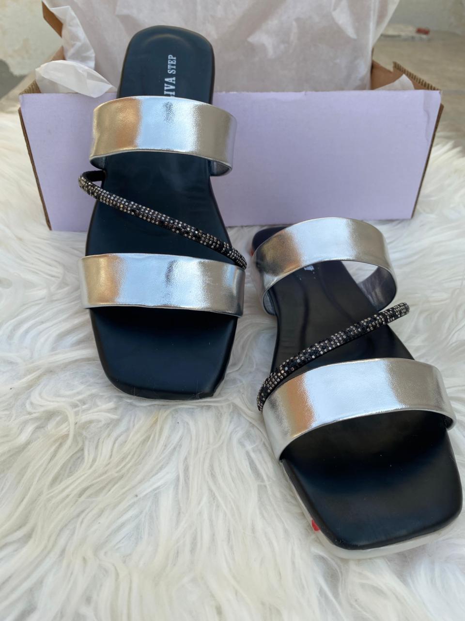 Metallic Strap Sliver Black